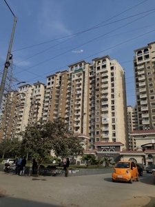 1075 sq ft 2 BHK Completed property Apartment for sale at Rs 96.75 lacs in Amrapali Silicon City in Sector 76, Noida