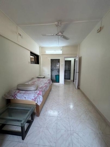 2 BHK Flat for rent in Andheri West, Mumbai - 650 Sqft