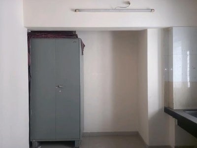 2 BHK Flat for rent in Kalwa, Thane - 812 Sqft