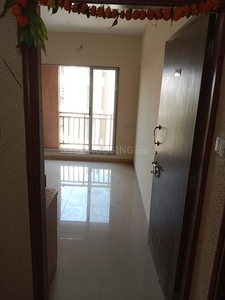 2 BHK Flat for rent in Kasarvadavali, Thane West, Thane - 925 Sqft