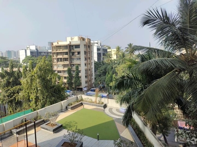 2 BHK Flat for rent in Malad West, Mumbai - 750 Sqft