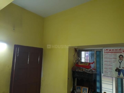 2 BHK Flat for rent in South Dum Dum, Kolkata - 740 Sqft