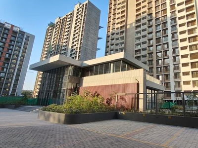 3 BHK Flat for rent in Vaishno Devi Circle, Ahmedabad - 1760 Sqft