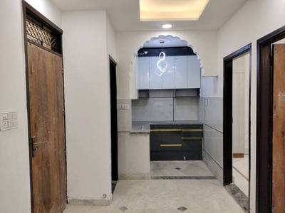 560 sq ft 2 BHK 2T BuilderFloor for sale at Rs 28.00 lacs in Project in Dwarka Mor, Delhi