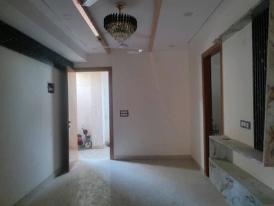 1000 sq ft 2 BHK 2T SouthEast facing Apartment for sale at Rs 34.50 lacs in Project in Sector 73, Noida