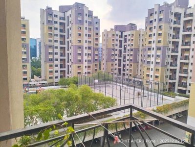 1100 sq ft 2 BHK 2T Apartment for sale at Rs 1.28 crore in Magarpatta Trillium in Hadapsar, Pune