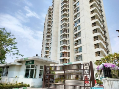 1865 sq ft 3 BHK 3T Apartment for sale at Rs 1.60 crore in Jaypee Pavilion Heights in Sector 128, Noida