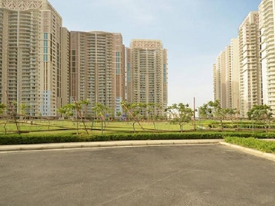 1875 sq ft 3 BHK 3T North facing Apartment for sale at Rs 6.75 crore in DLF Park Place in Sector 54, Gurgaon