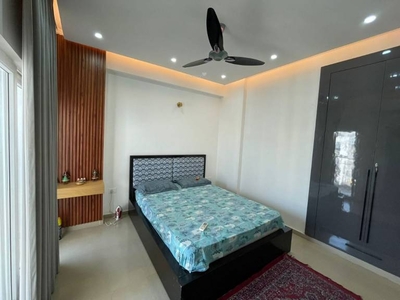 950 sq ft 2 BHK 2T Apartment for sale at Rs 38.00 lacs in Project in Sector 74, Noida