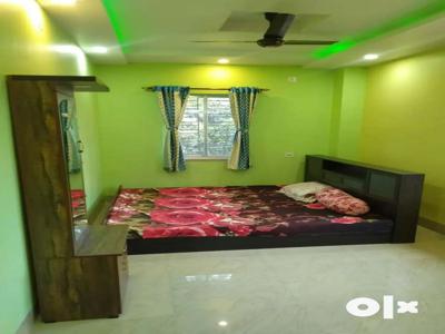 Fully furnished flat available in Rajarhat salua bajar.redy to move