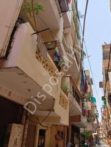1350 Sqft 3 BHK Flat for sale in RWA Dilshad Colony Block E Markets WA