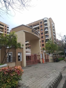 1700 sq ft 3 BHK 3T Apartment for rent in Magarpatta Sylvania at Hadapsar, Pune by Agent pooja