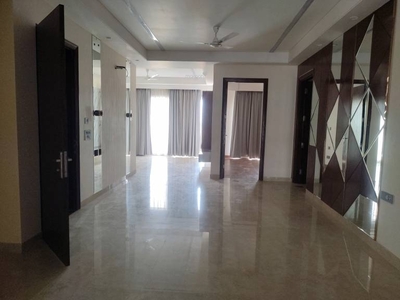 2200 sq ft 3 BHK 3T Apartment for rent in Emaar Palm Drive at Sector 66, Gurgaon by Agent Shake Hand Associates