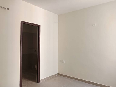 660 sq ft 2 BHK 2T Apartment for rent in Signature Global The Roselia at Sector 95A, Gurgaon by Agent Royal properties