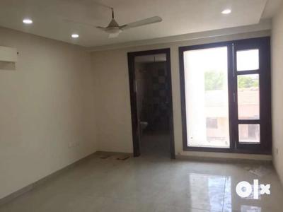 1 Kanal independent duplex livable for sale in sector 18 b