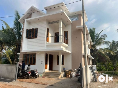 1700SqFt villa/ 4.15cent 4bhk/68 lakh/ Nadathara Thrissur