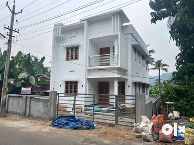1800SqFt villa/ 5.25cent 4bhk/68 lakh/Mannuthy Thrissur