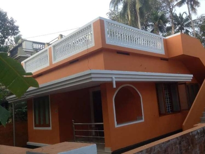 2 bhk house at Karyattukara
