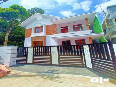 4BHK Brand House with 4cent in Varapuzha, 1380sqft