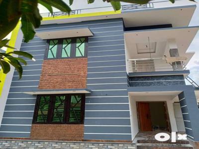 4BHK Semifurnished House with 4cent in Nedumbassery, Kochi, 1650sqft