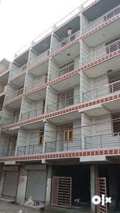 Flat for sale near Honda chwak nearby sector phi 4