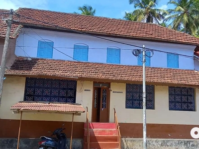 House & 17 cents of land with compount,Koduvayur, Palakkad Dt,Kerala