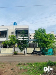 Luxariuos 4bhk row bunglow for sale