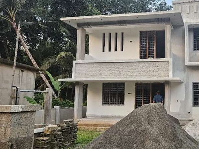 Omaloor 2 Km Distance 10 Cent New House Underconstruction final stage.