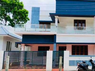 Villa 2300SqFt /5.75cent/4 bhk/82 lakh/Mundoor Thrissur