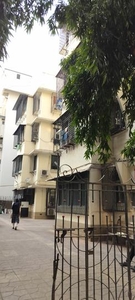 2 BHK Flat for rent in Mahim, Mumbai - 910 Sqft