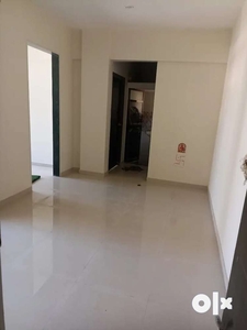 1 bhk unfurnished flat with cover parking
