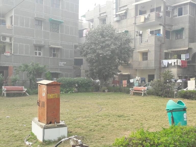1850 sq ft 3 BHK 2T East facing Apartment for sale at Rs 1.30 crore in DDA Shubham Apartment in Sector 12 Dwarka, Delhi