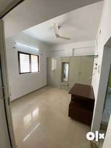 2 BHK flat for rent in chandralok square