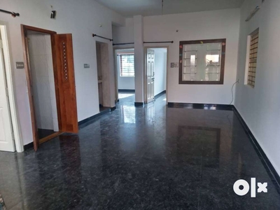 2 BHK House on 2nd floor for rent