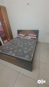 2bhk full furniture flat in rent Riya road