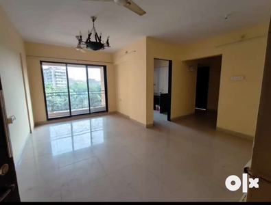 2bhk Spacious flat, 24 hrs water supply & Lift backup