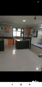 4 Bhk Row House Commercial Main Road ,Only for Doctors , Spacious