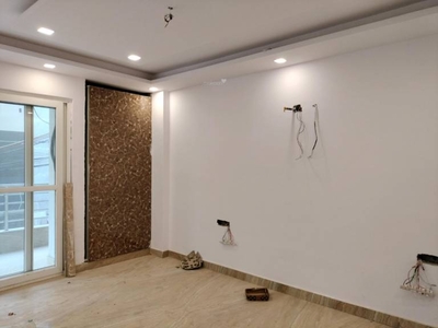 560 sq ft 2 BHK 2T SouthEast facing Apartment for sale at Rs 31.00 lacs in Project in Dwarka Mor, Delhi