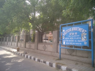 900 sq ft 3 BHK 2T Apartment for rent in DDA Kautilya Apartment at Sector 14 Dwarka, Delhi by Agent Vivek