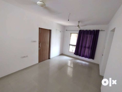 Available 1 bhk unfurnished flat