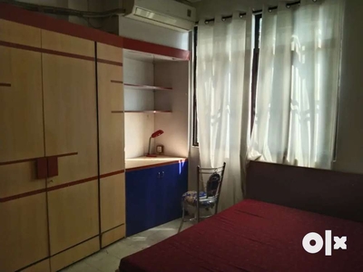Bachler / family special 2 bhk 2 nd floor flat without lift for rent