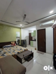 Brokerage free,full furnish 1RK spacious flat for rent in Vijaynagar..