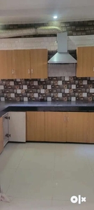 Very spacious 3bhk ground floor flat on road for rent in Aman city khr