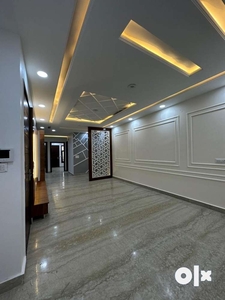 4Bhk Free Hold Flat For Sale In Deep Vihar Rohini Sector 24