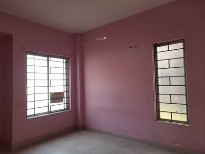 943 sq ft 3 BHK 2T SouthWest facing Apartment for sale at Rs 18.00 lacs in Magnolia City in Barasat, Kolkata