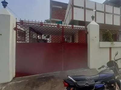 An independent 3 BHK house for sale in Aliganj in a good condition