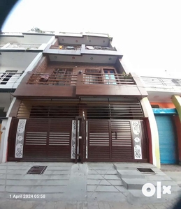 House is for sale . Full maintained, near chinhat postoffice
