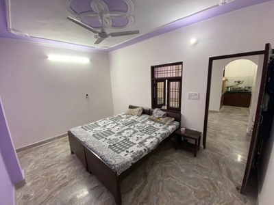 1 BHK Independent Floor for rent in Pul Prahlad Pur, New Delhi - 446 Sqft