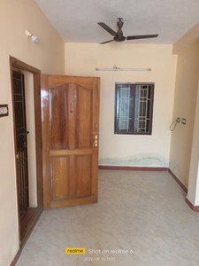 2 BHK Flat for rent in Kolathur, Chennai - 785 Sqft