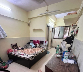 1 RK Flat In Vishwakarma Apartment, Santacruz East for Rent In Santacruz East